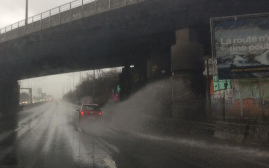 conduire sous la pluie